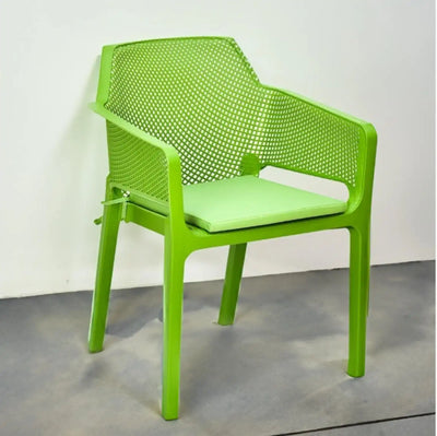 Nilkamal Captain Chair with Leatherette Cushion (Lush Green) – Main View