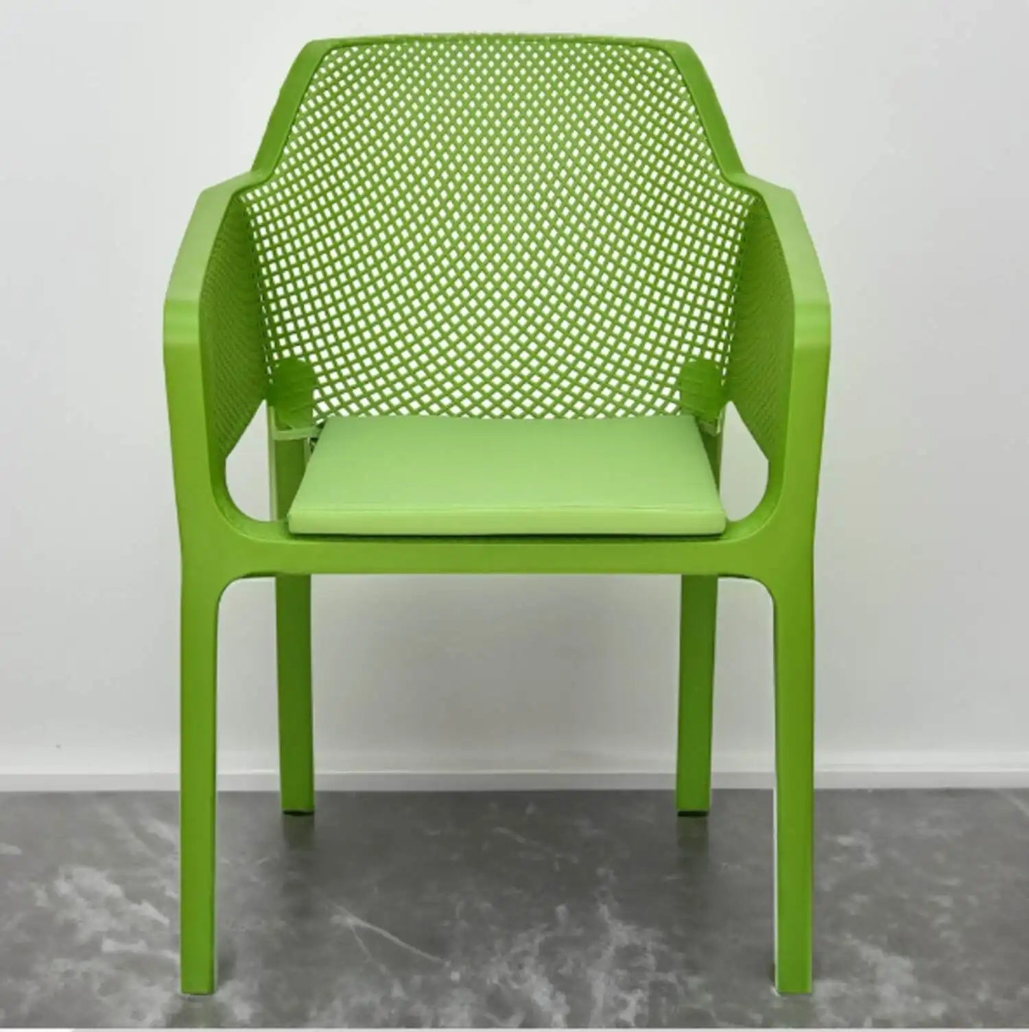 Nilkamal Captain Chair with Leatherette Cushion (Lush Green) – Front View